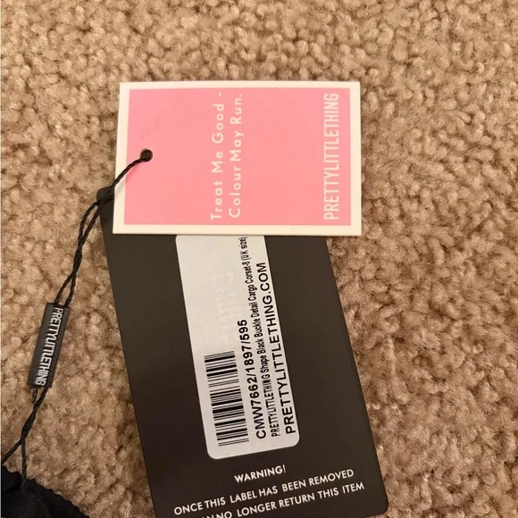 PrettyLittleThing Black Corset Top - Picture 4 of 4